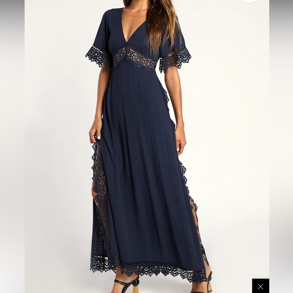 Elegant Navy Lace Maxi Dress